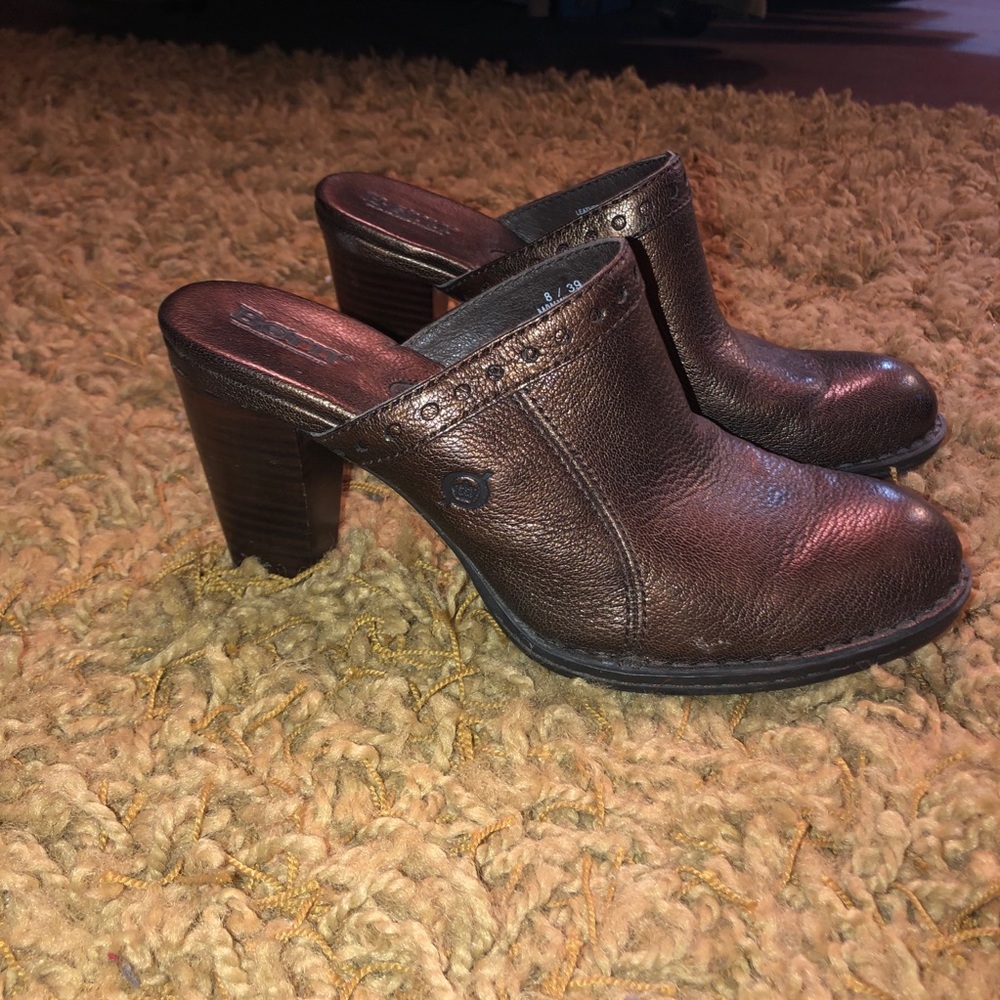 Born clogs